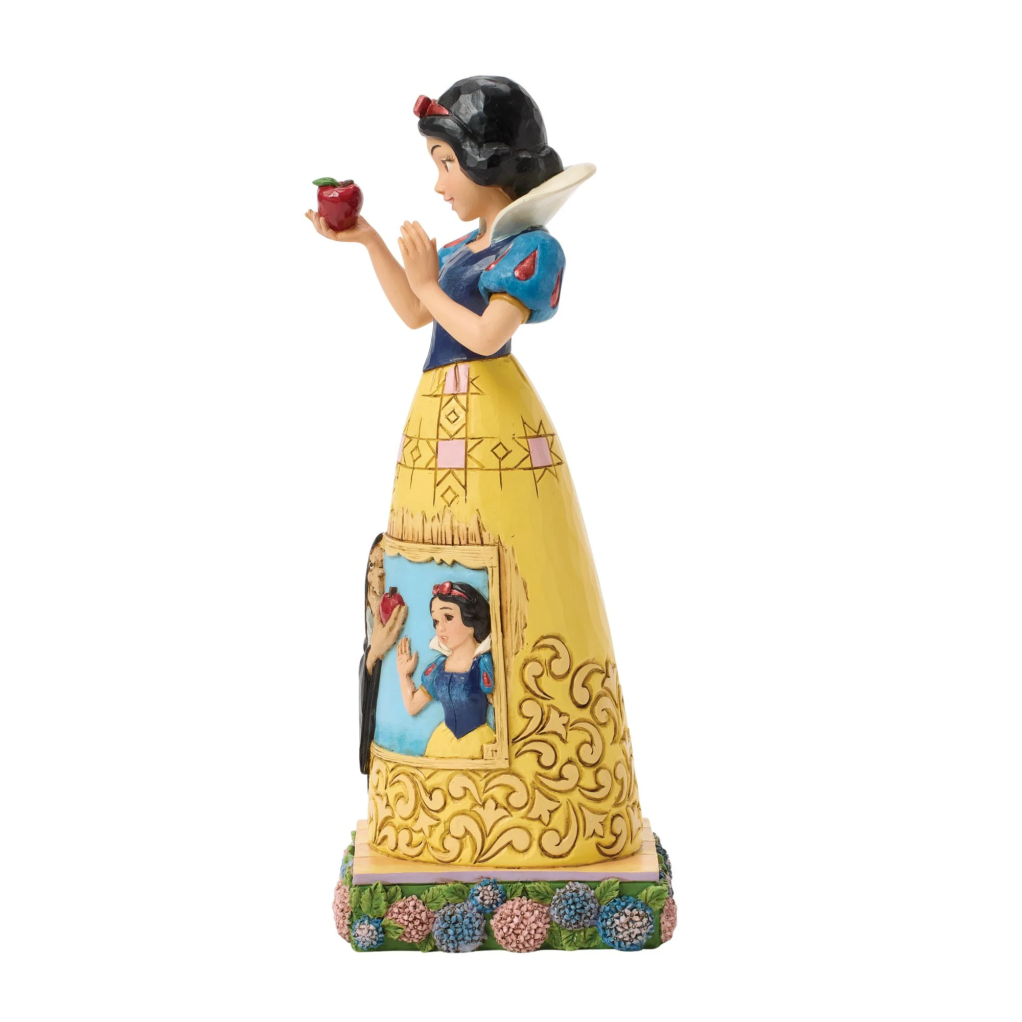 A Poisoned Promise (Snow White Dress Scene Figurine) - Image 4