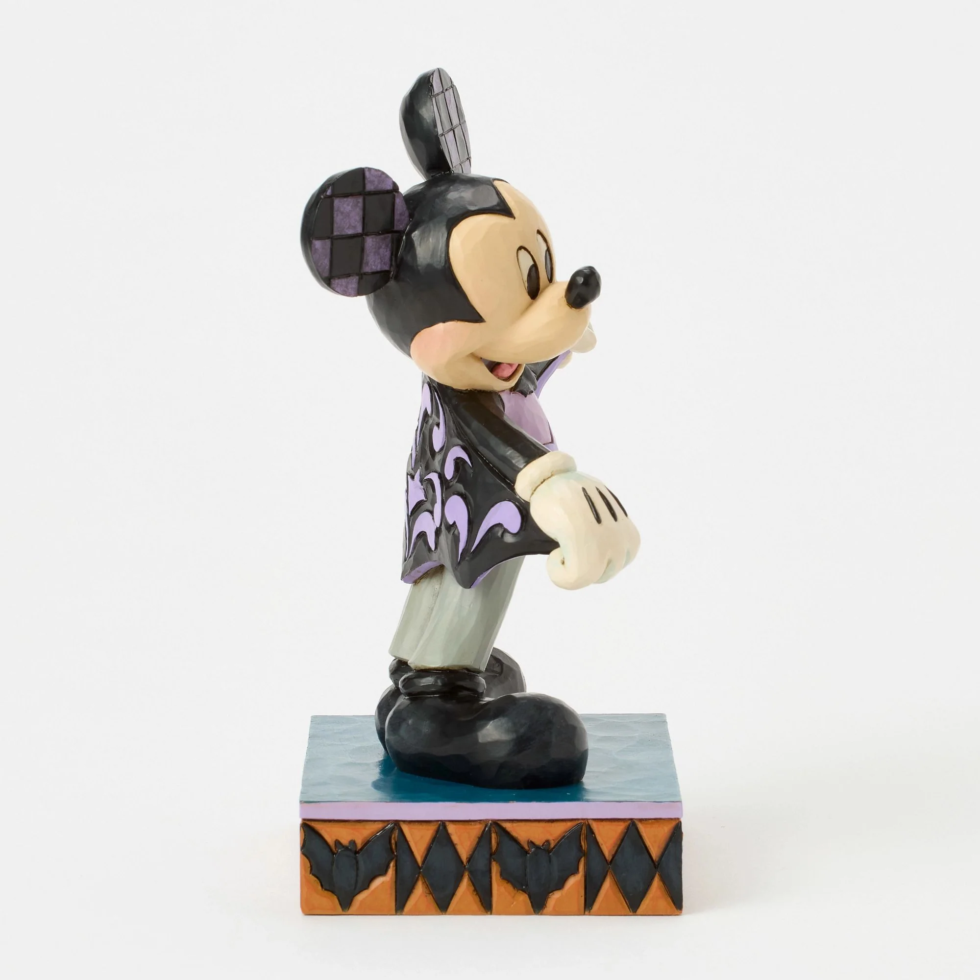 Bat's the Spirit (Mickey in Bat Costume Figurine) - Image 6