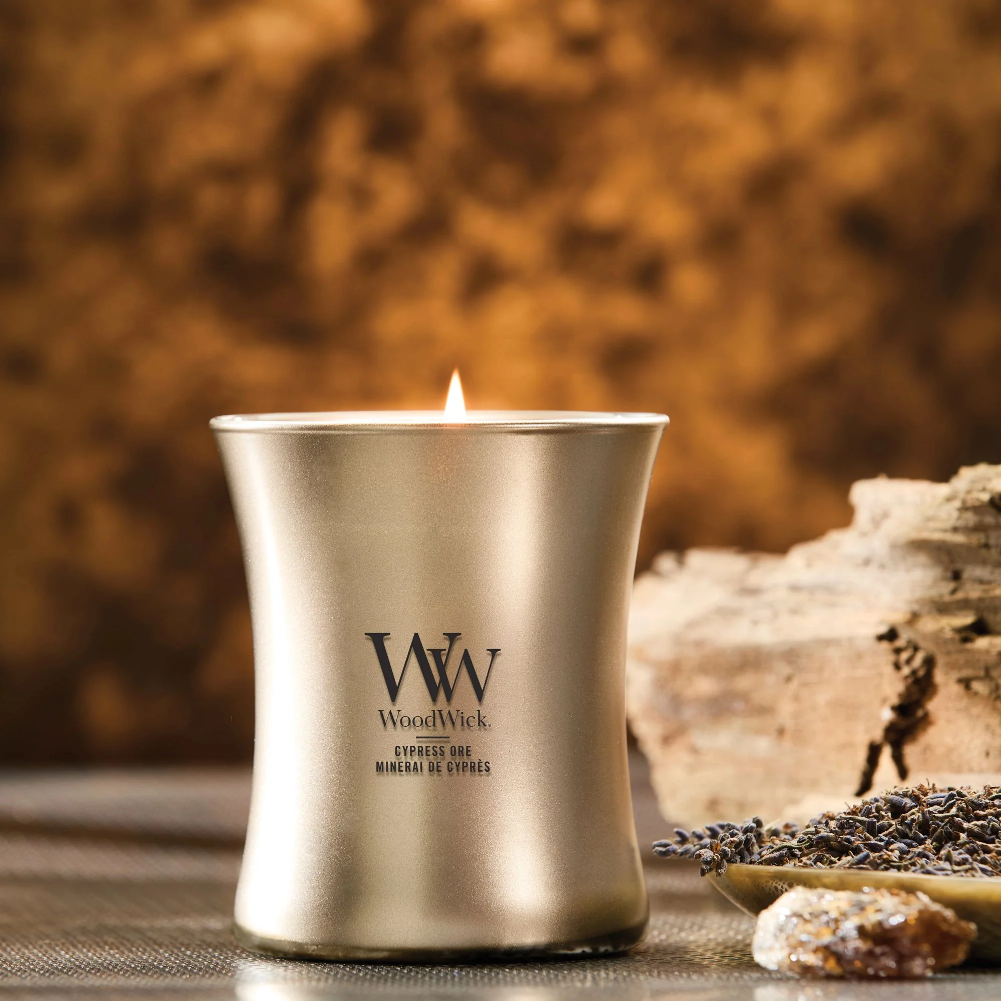 Cypress Ore Medium Hourglass by WoodWick - Image 2