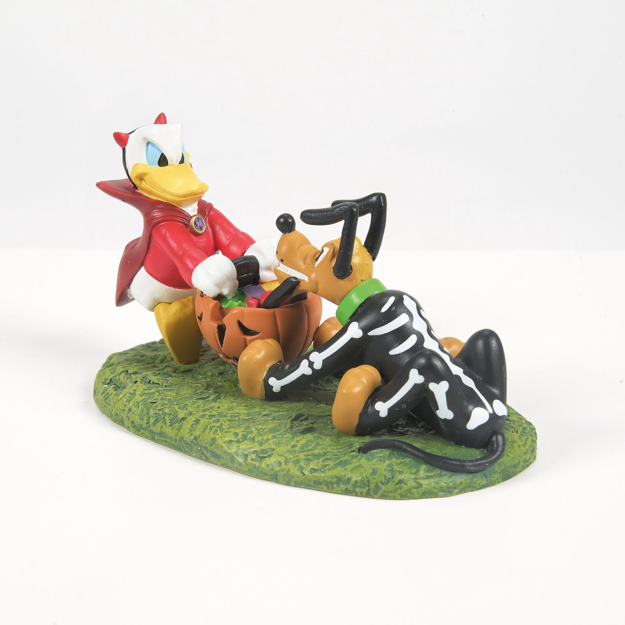 Donald & Pluto's Tussle Figurine - Disney Village by D56 - Image 4