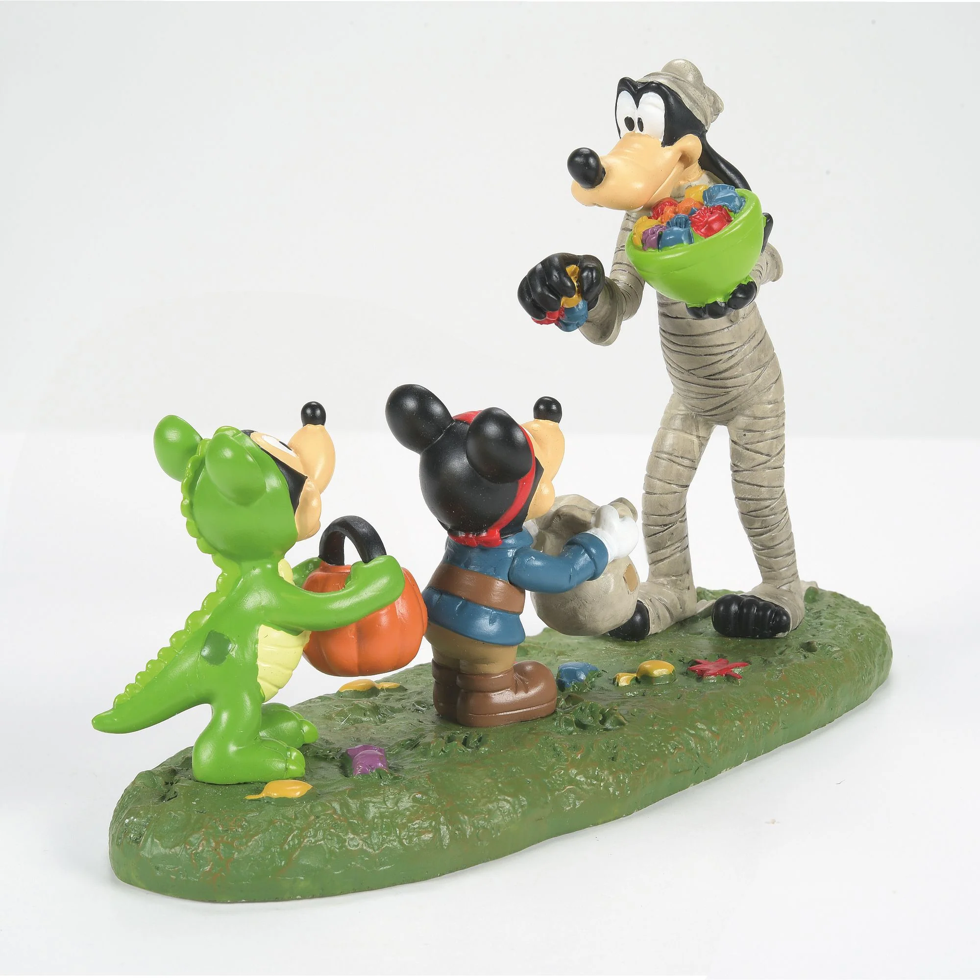Halloween Treats from Goofy - Disney Village from D56 - Image 2
