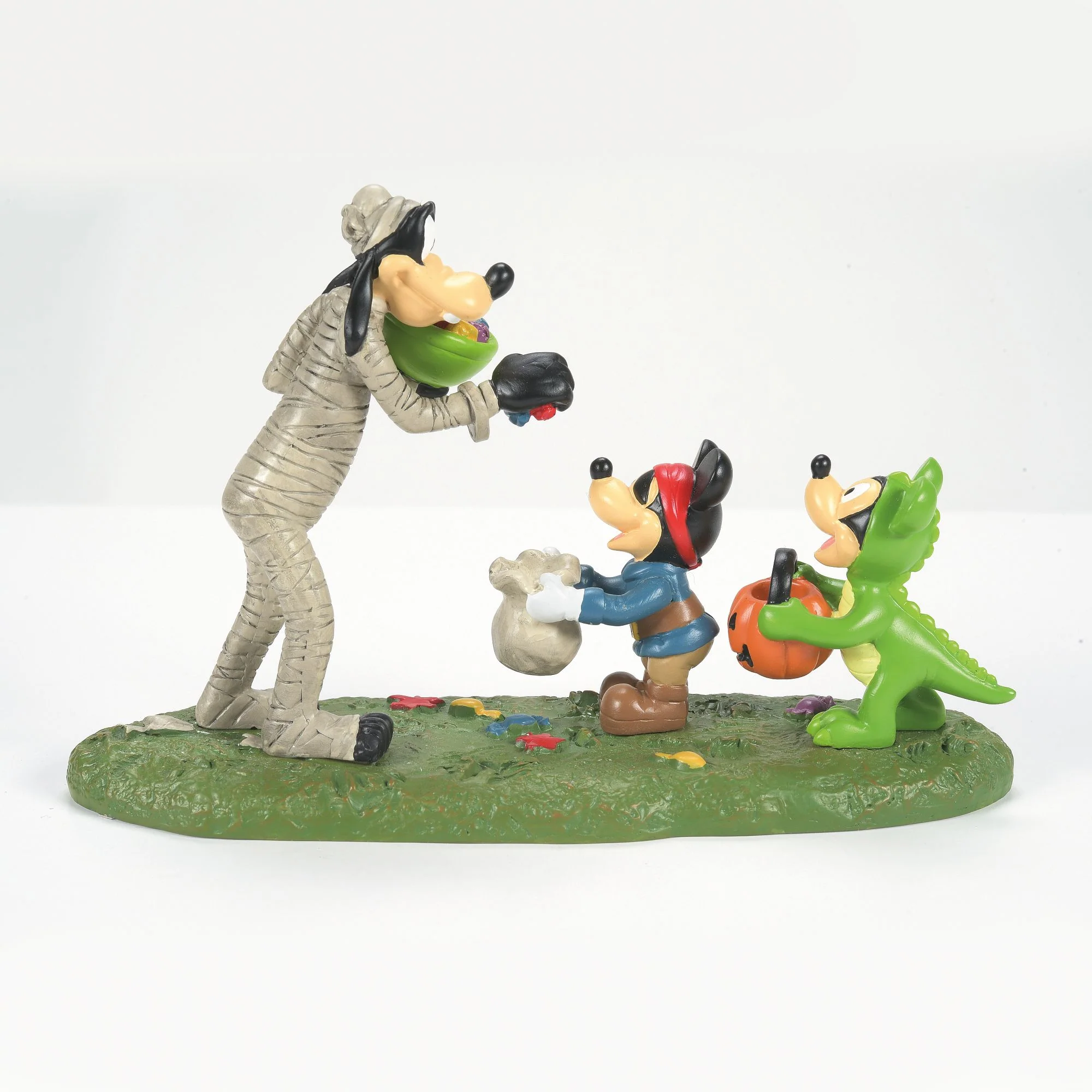 Halloween Treats from Goofy - Disney Village from D56 - Image 3