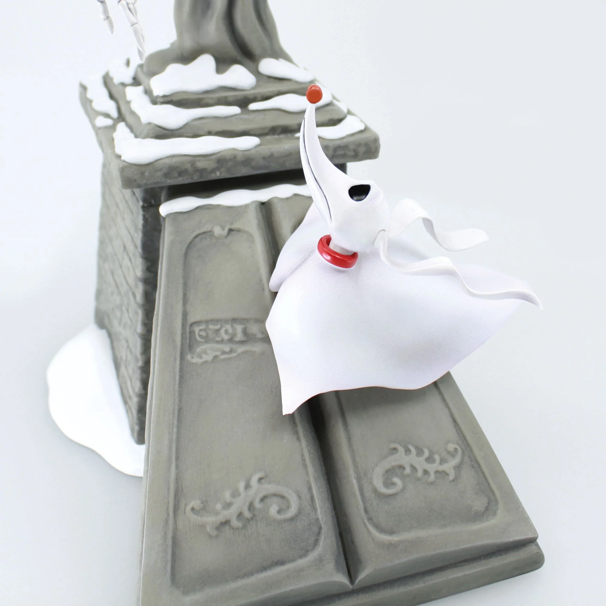 Jack Skellington and Zero Angel Statue - Image 9