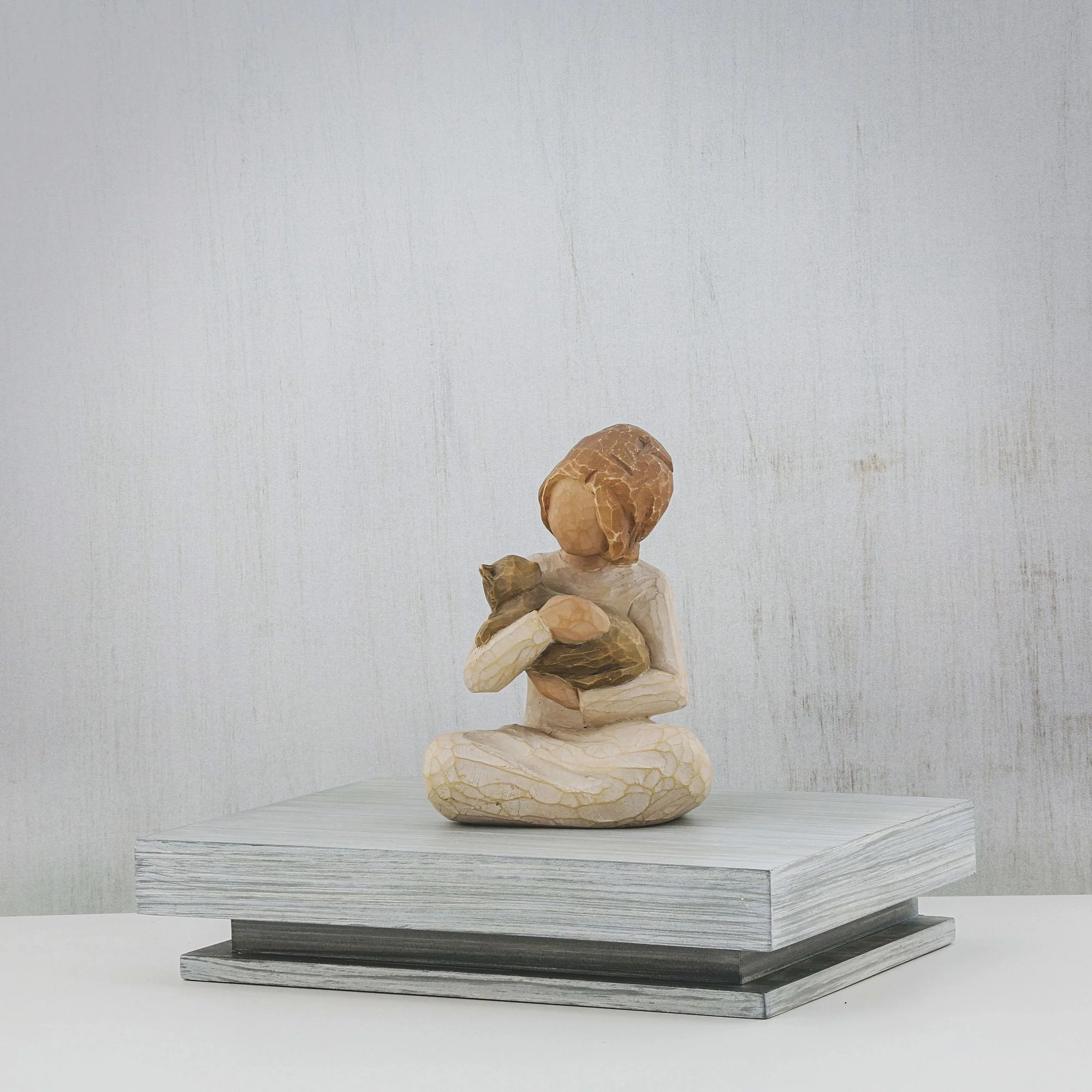 Kindness (girl) Figurine by Willow Tree - Image 4