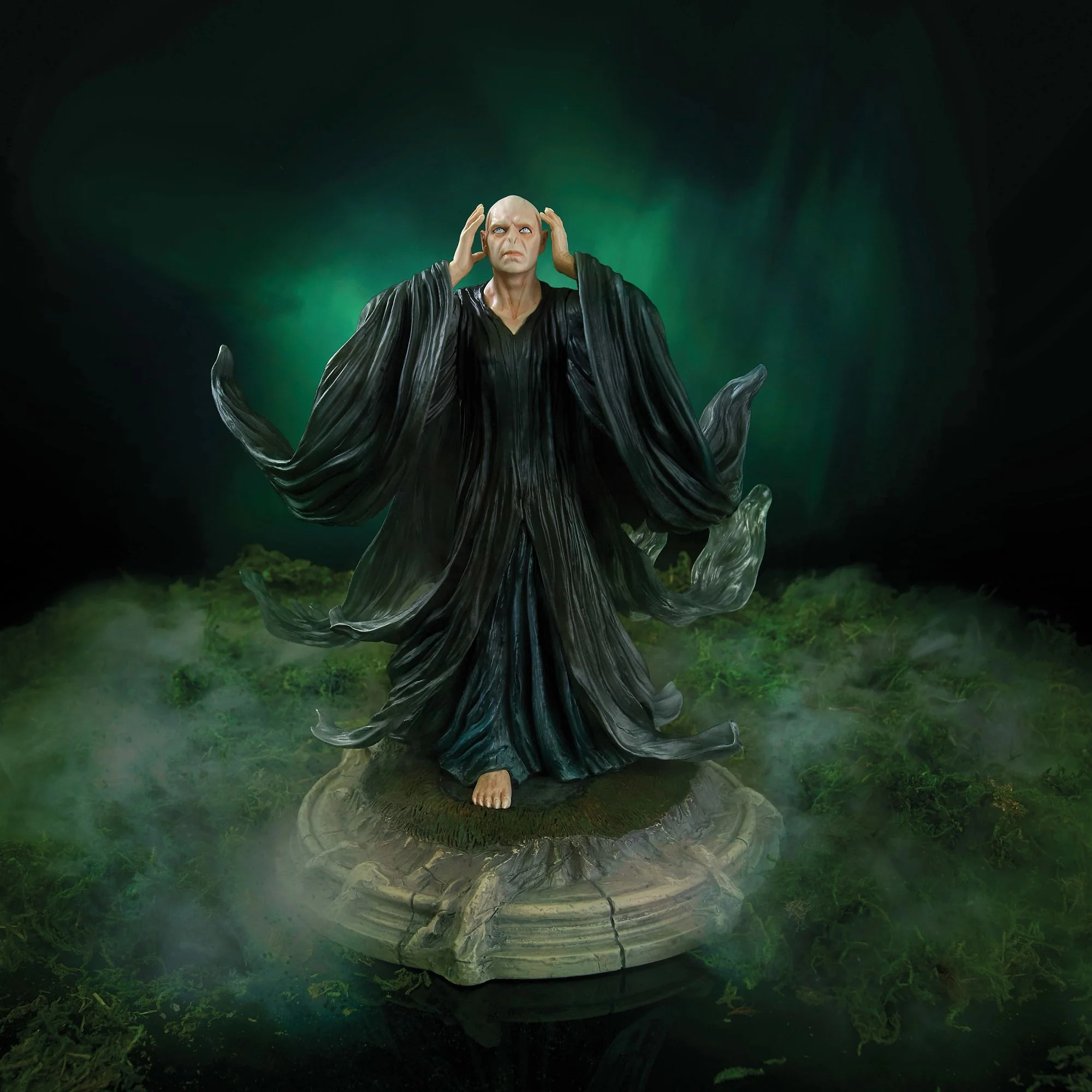 Lord Voldemort Figurine by Wizarding World of Harry Potter - Image 2