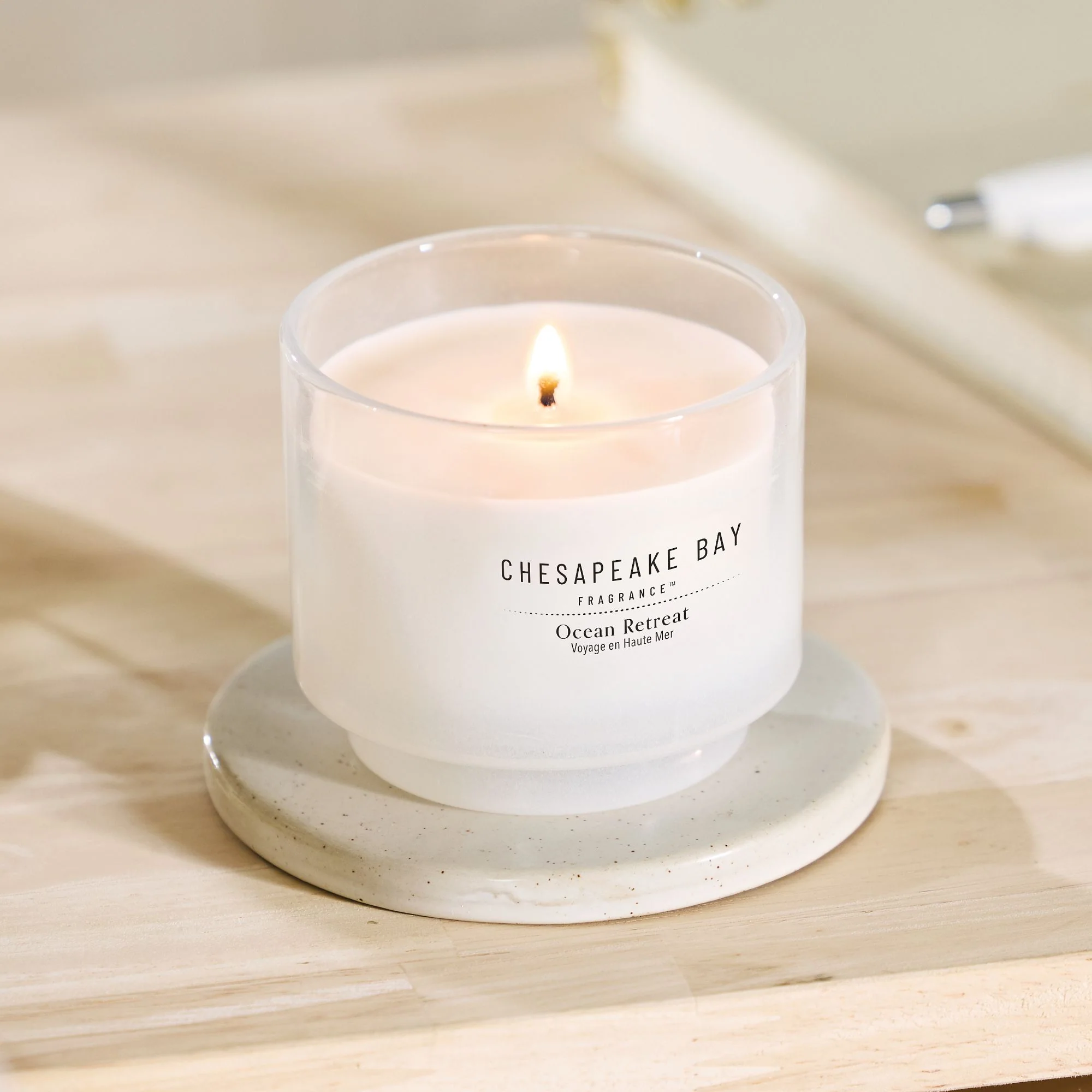 Ocean Retreat Small Candle by Chesapeake Bay - Image 2